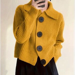 Plus Size Knitted Cardigan - Ginger color statement buttons Size 1x/14